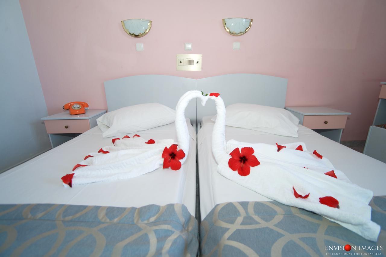 Frosini Hotel Lambi  Luaran gambar